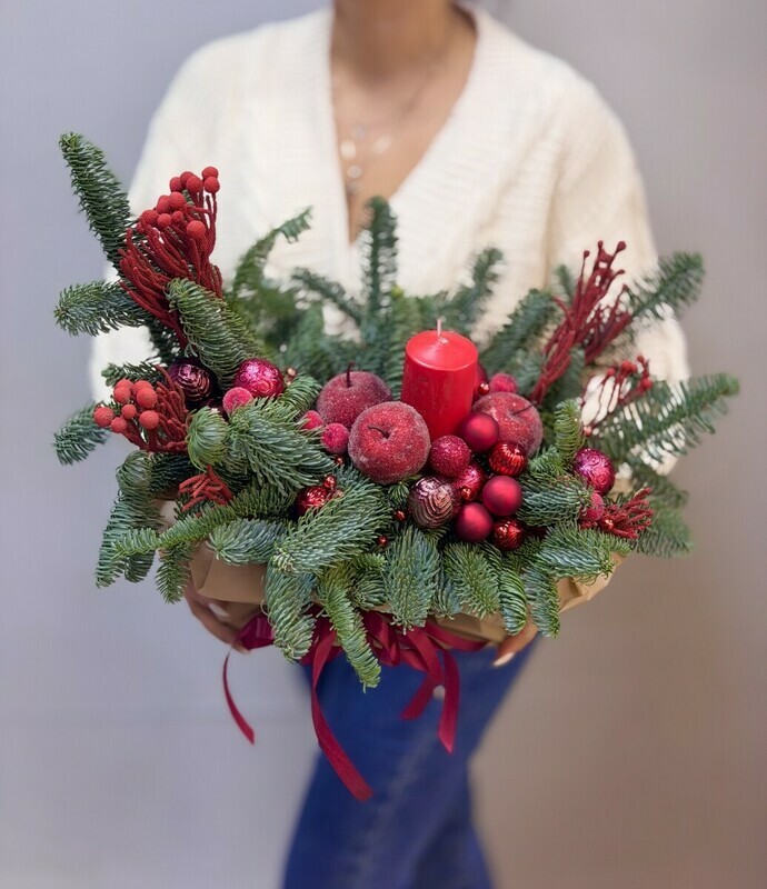 Композиция из Нобилиса с игрушками, нобилис