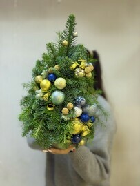 Новогодняя ёлка из нобилиса