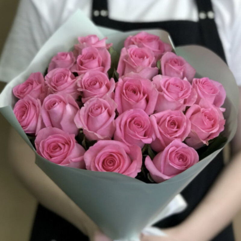 Buket iz rozovih r oz, standart