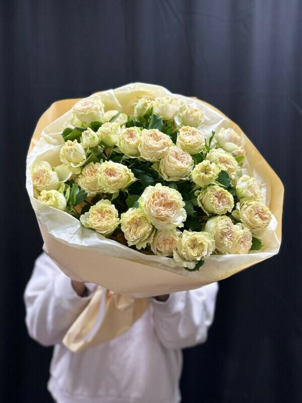 9 кустовых роз , стандартный