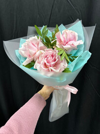 Букет из нежных французских роз