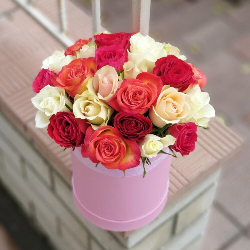 25 roz v korobke, standart