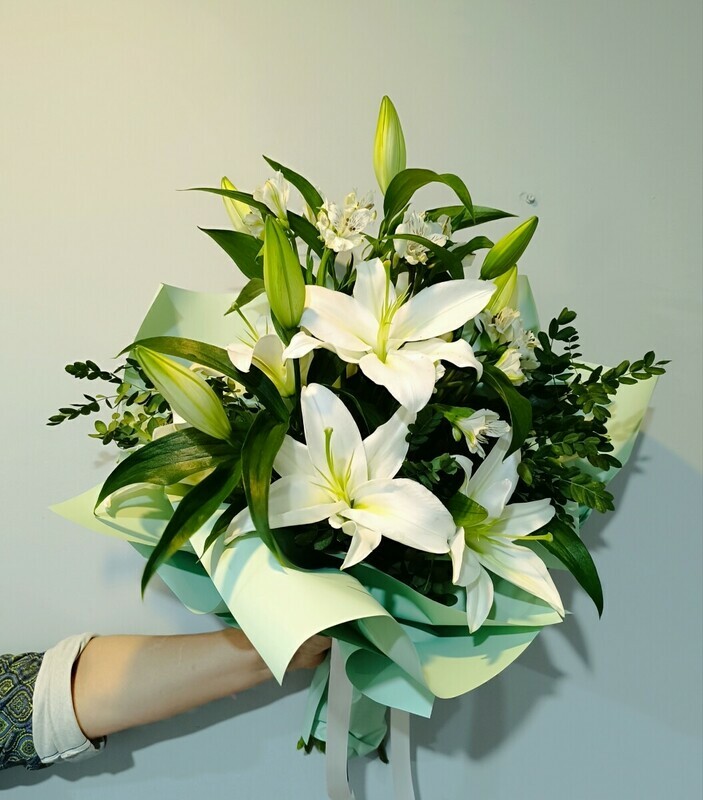 Белоснежные лилии, стандартный