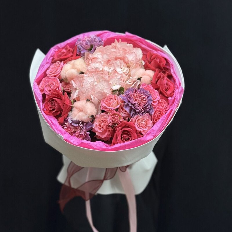 Сборный букет «Малиновый», стандартный