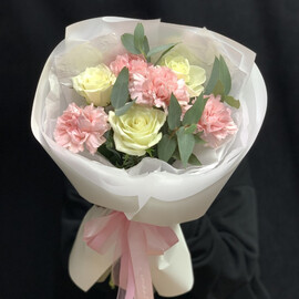 Сборный букет «Прелесть»