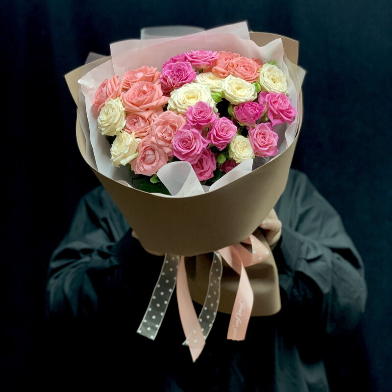 Разноцветные розы , стандартный