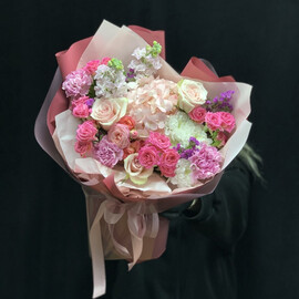 Букет сборный «Яркий акцент»