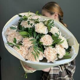 Нежные стойкие гвоздики большой букет для самой любимой