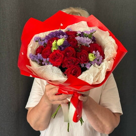 Bouquet of "Red on purple"