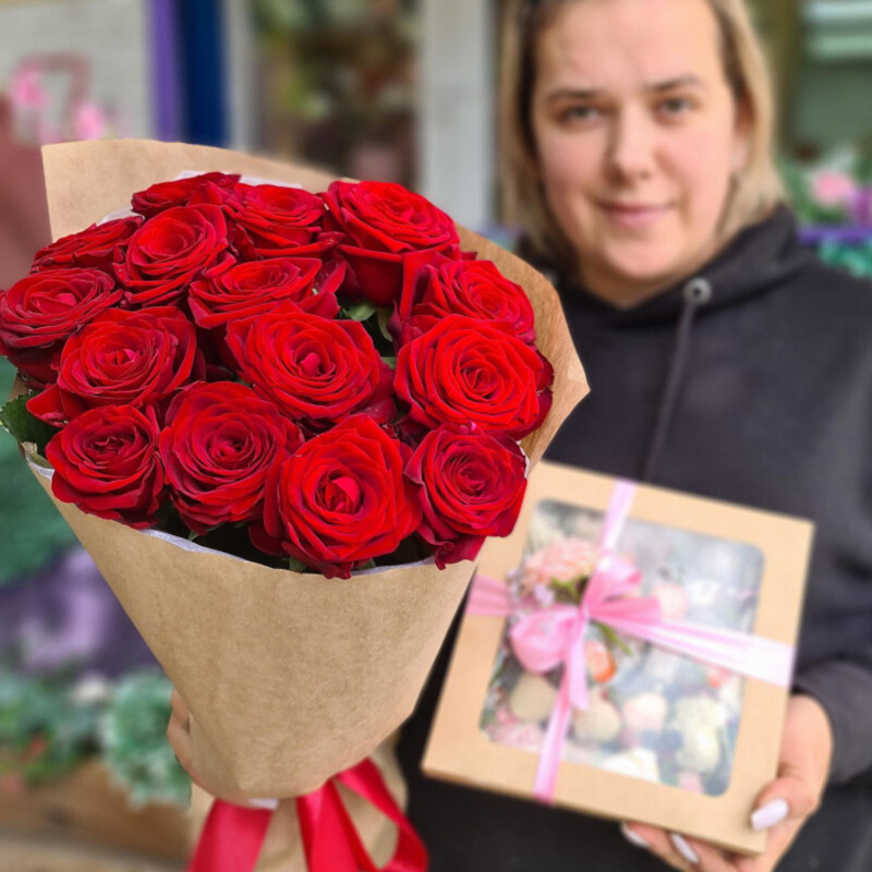 Rozi i klubnika v shokolade dlya nee, standart