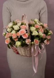 корзина с розами