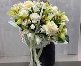 Корзина с цветами 
