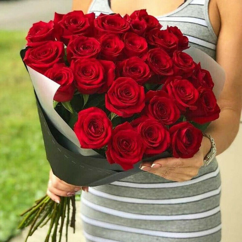 25 красных роз, стандартный
