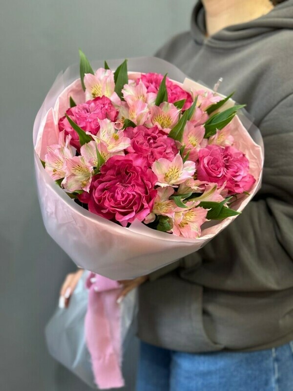 Buket Rozovij vzriv, standart