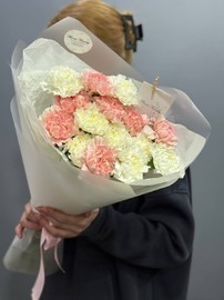 Buket iz 15 diantusov