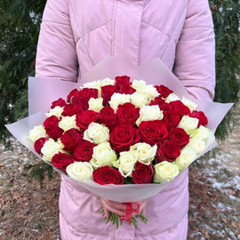 Miks buket iz 51 rozi