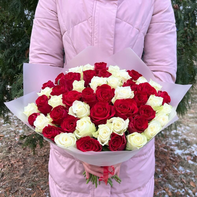 Miks buket iz 51 rozi, standart