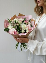 Buket s rozami "Nezhnosti"