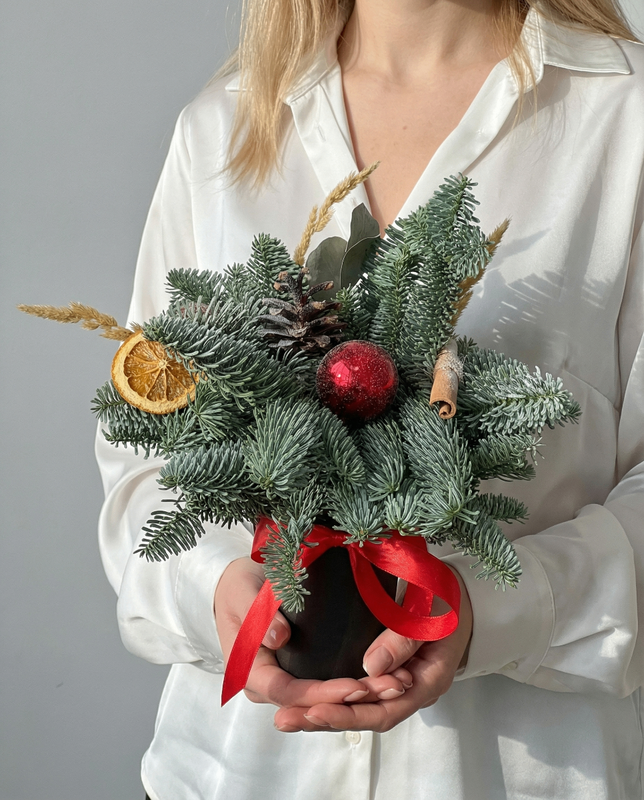 Комбозиция с нобилисом в стаканчике «Праздничный уют», комбозиция с нобилисом в стаканчике «праздничный уют»