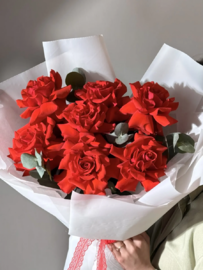 Букет из вывернутых роз Нина