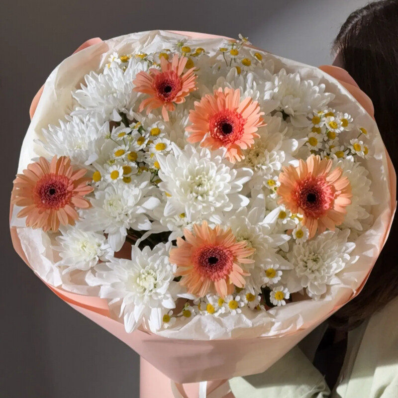 Bouquet with chrysanthemums and gerberas, standart