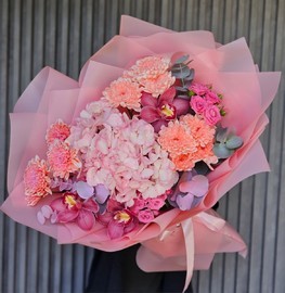 Букет сборный микс с гортензией