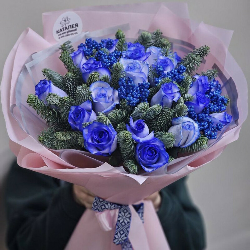 зимний букет с синими розами, стандартный