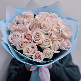 коробочка с орхидеями