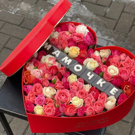 korobka tcvetov dlya mami