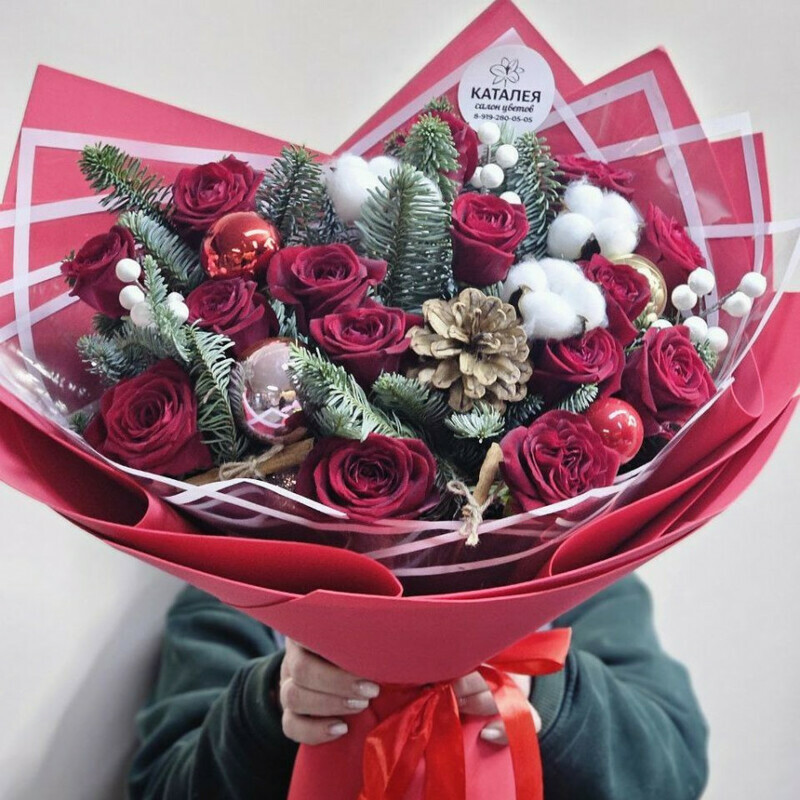 букет микс в зимнем оформлении, стандартный