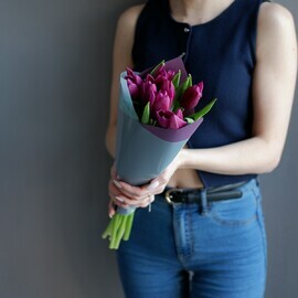 Monobuket iz 7 fioletovih tyul_panov