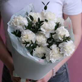   Монобукет из белых гвоздик, размер S
