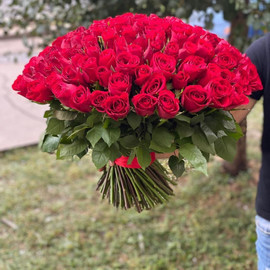 Касание рук