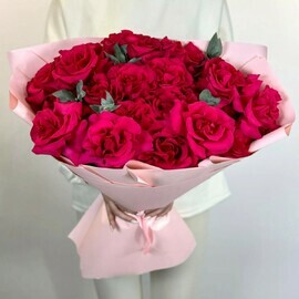 Букет из 21 розы Пинк Флойд 