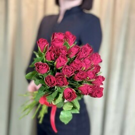 25 красных роз 