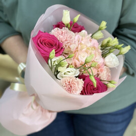 Букет гортензия/эустома/розы/диантусы