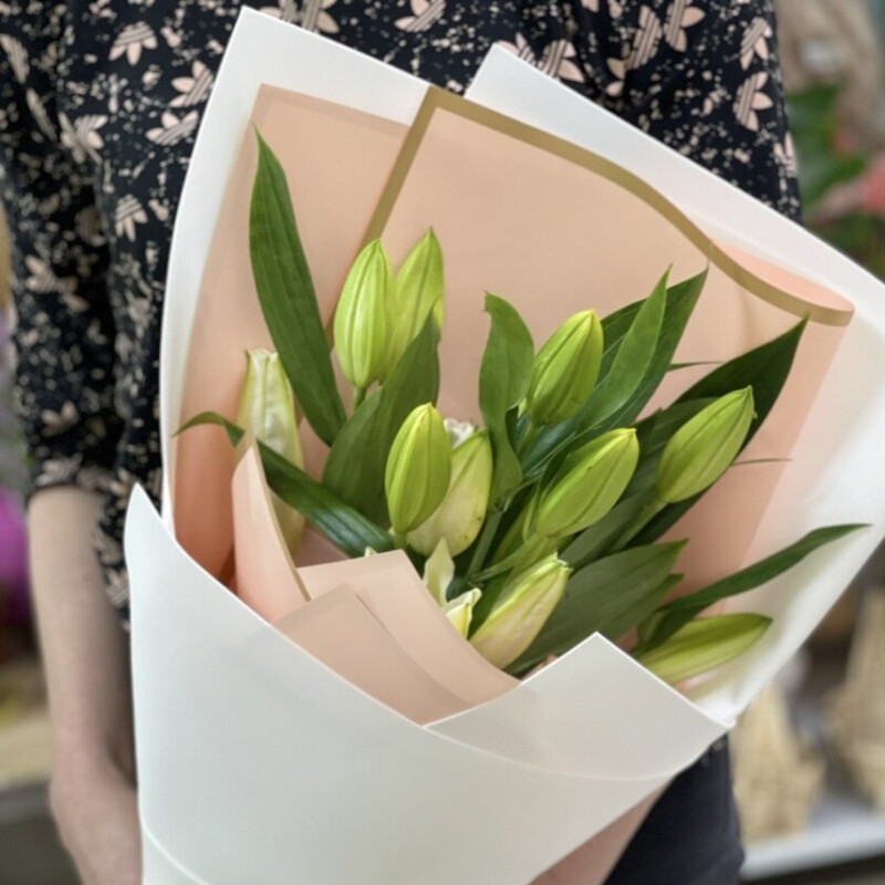 Aromat lilii, standart