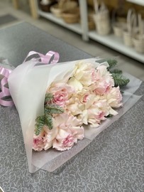 Розы с нобилисом