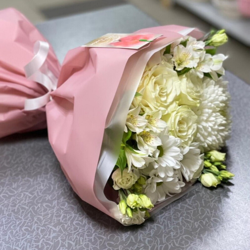 Nezhnie Grezi, standart