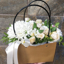 Цветы в сумочке