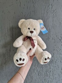 Myagkaya igrushka medved_ Tom