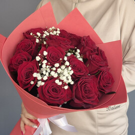 Букет из 15 роз в приятной упаковке