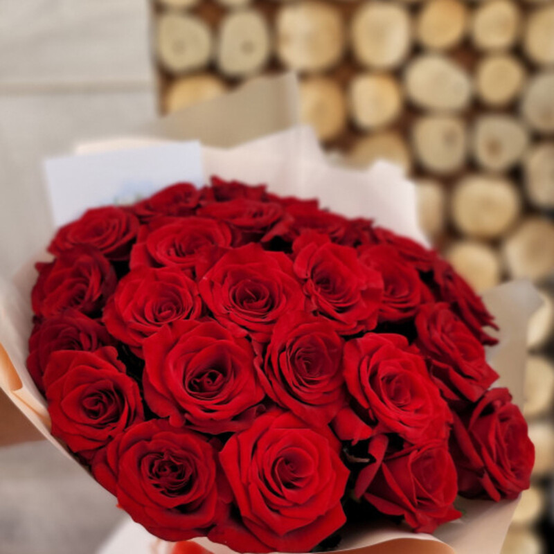 Букет из красных роз, стандартный