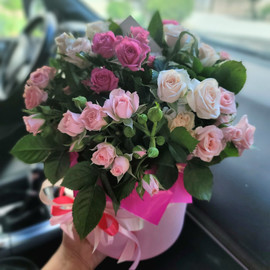 Коробка с кустовой розой