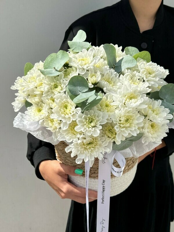 Композиция из хризантем, уменьшенный