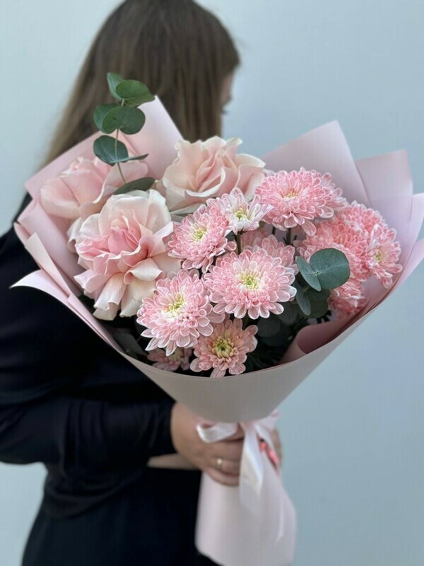 Авторский букет с русскими розами, уменьшенный