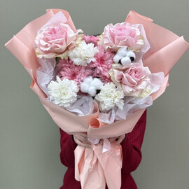 Авторский букет с русской розой