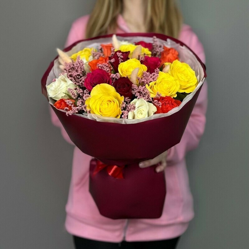 Buket "21 roza Keniya yarkij miks", standart