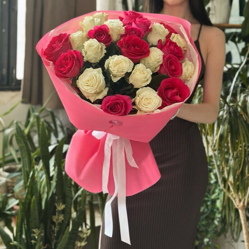 Букет 25 роз Эквадор микс, стандартный