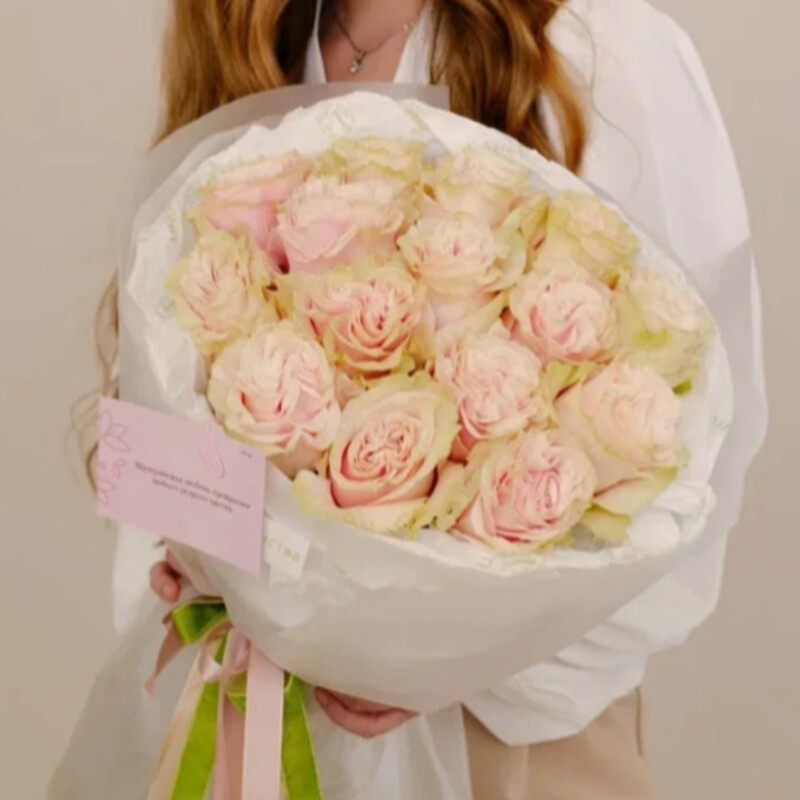 BUKET NEZHNOST_ PINK MONDIAL_, standart